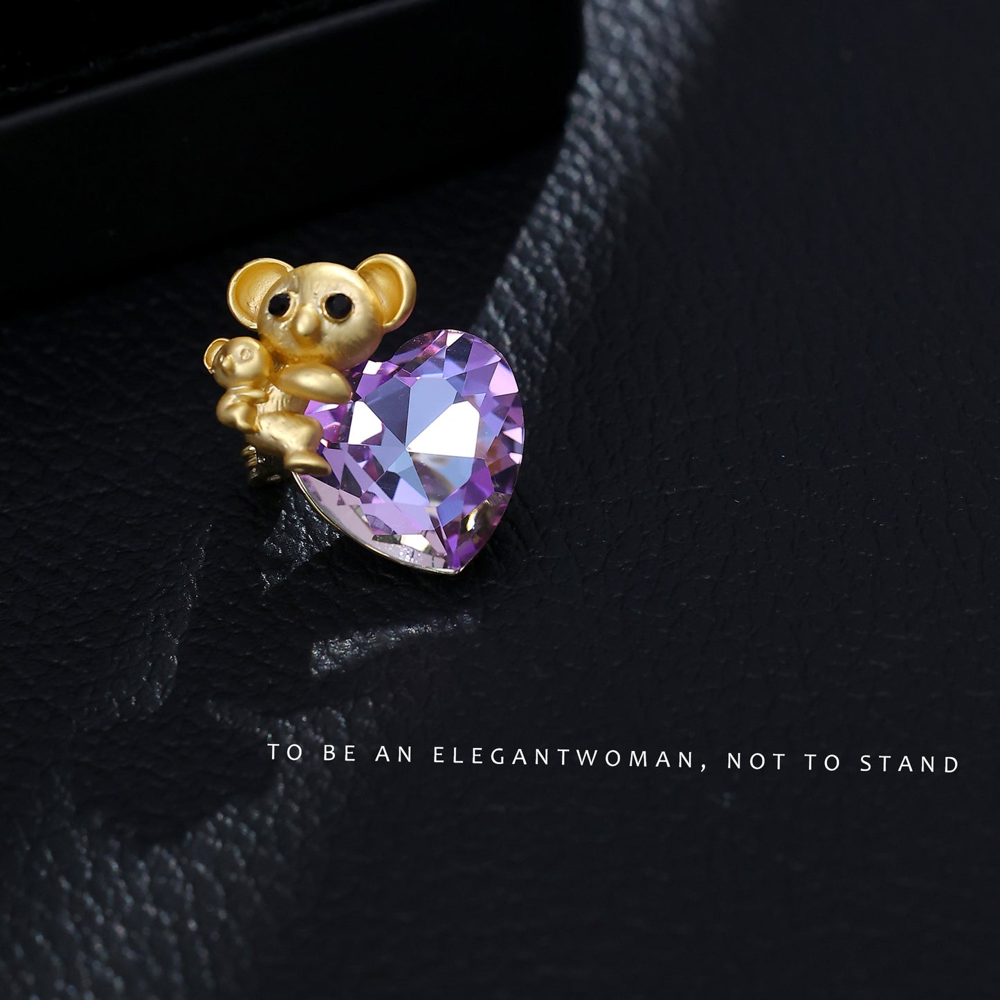 Women's Golden Carp Brooch Exquisite Corsage Luxury Brooches