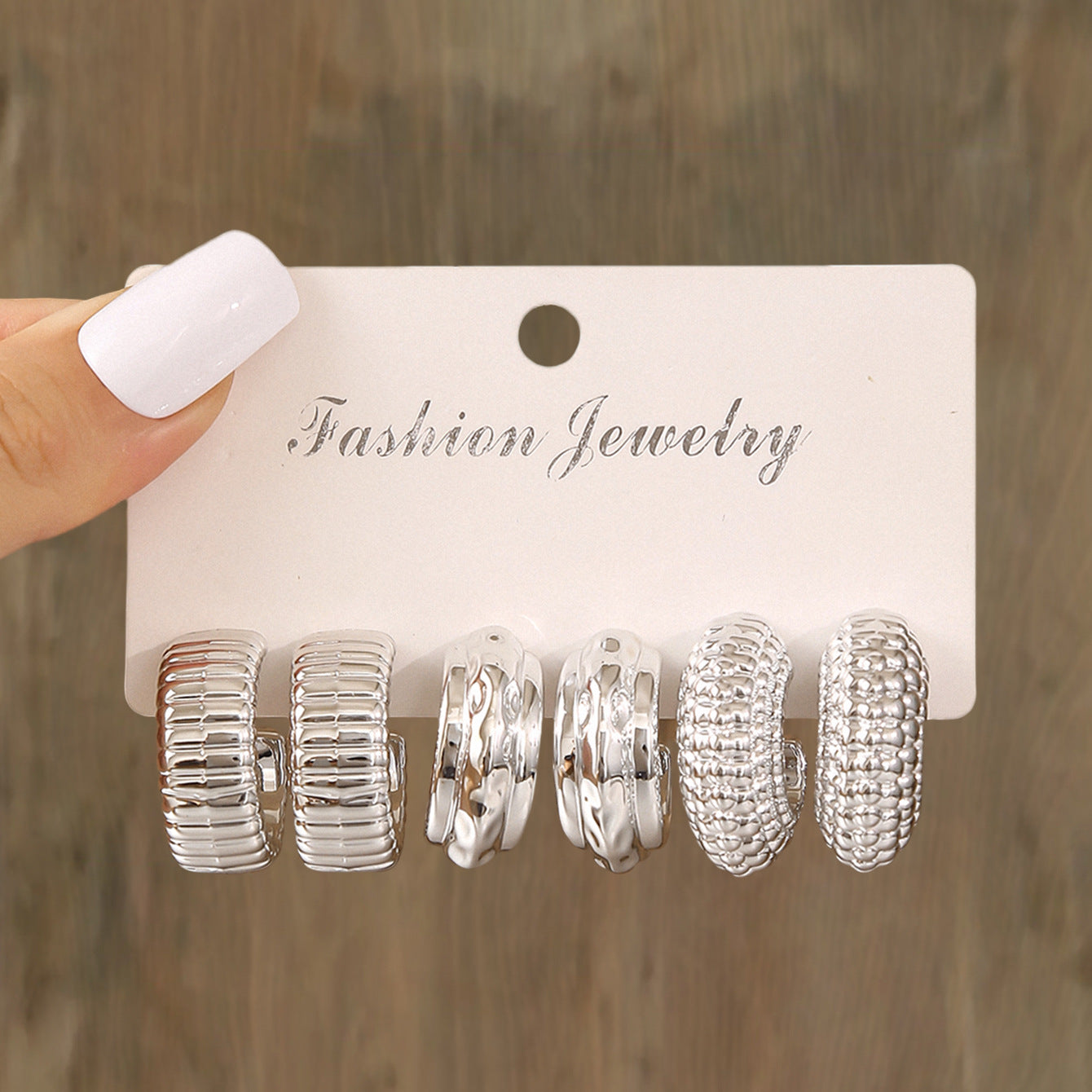 Women's Gold Geometric Fashionable High Sense Combination Earrings