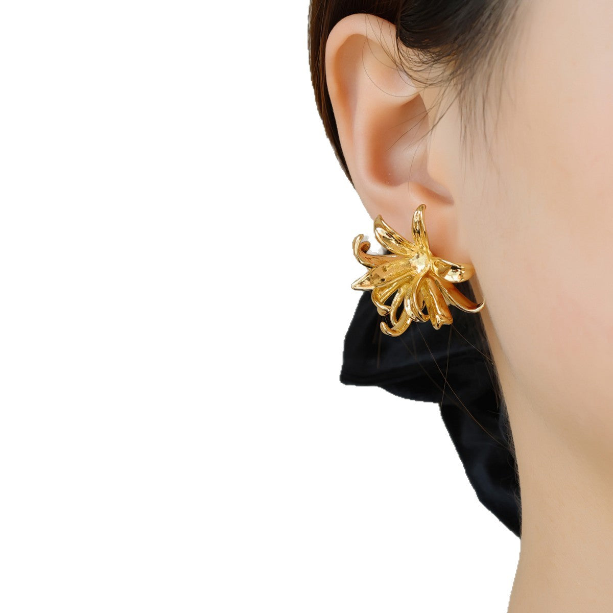 Women's Zhang Flower Stylish Enamel Light Luxury Stud Earrings