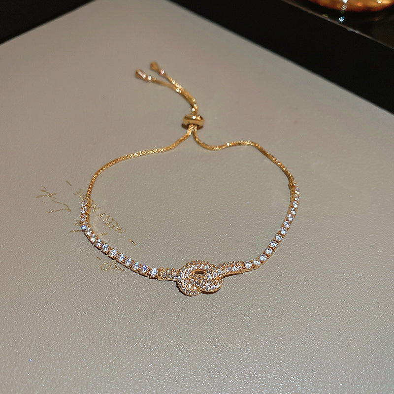 Women's Oval Leaf Small Fresh Gentle Temperament Light Luxury High Sense Bracelet