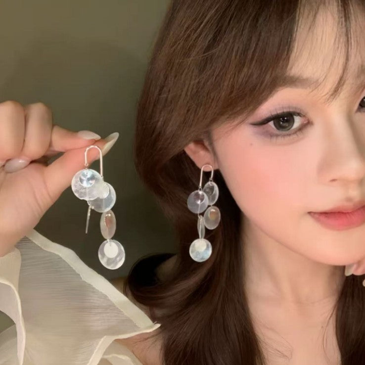 White Shell Disc Tassel Niche High-grade Design Temperamental Long Eardrops Earrings