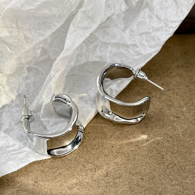 Women's Shaped Wide Surface Ear Sier Needle Irregular High-grade Metal Rings