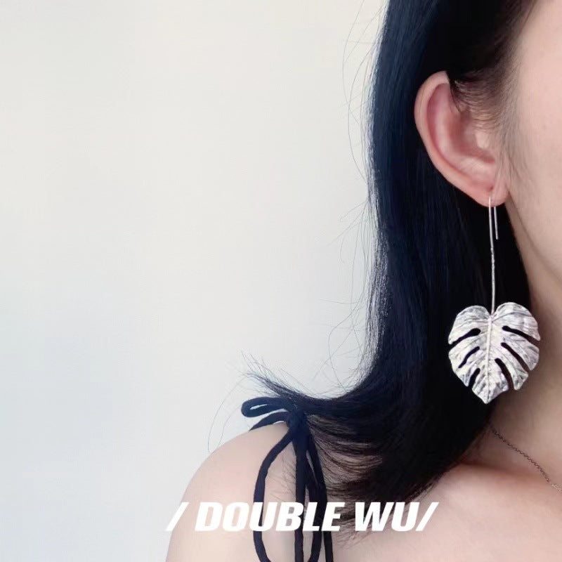 Vintage Alloy Long Leaf Hollow Metal Earrings