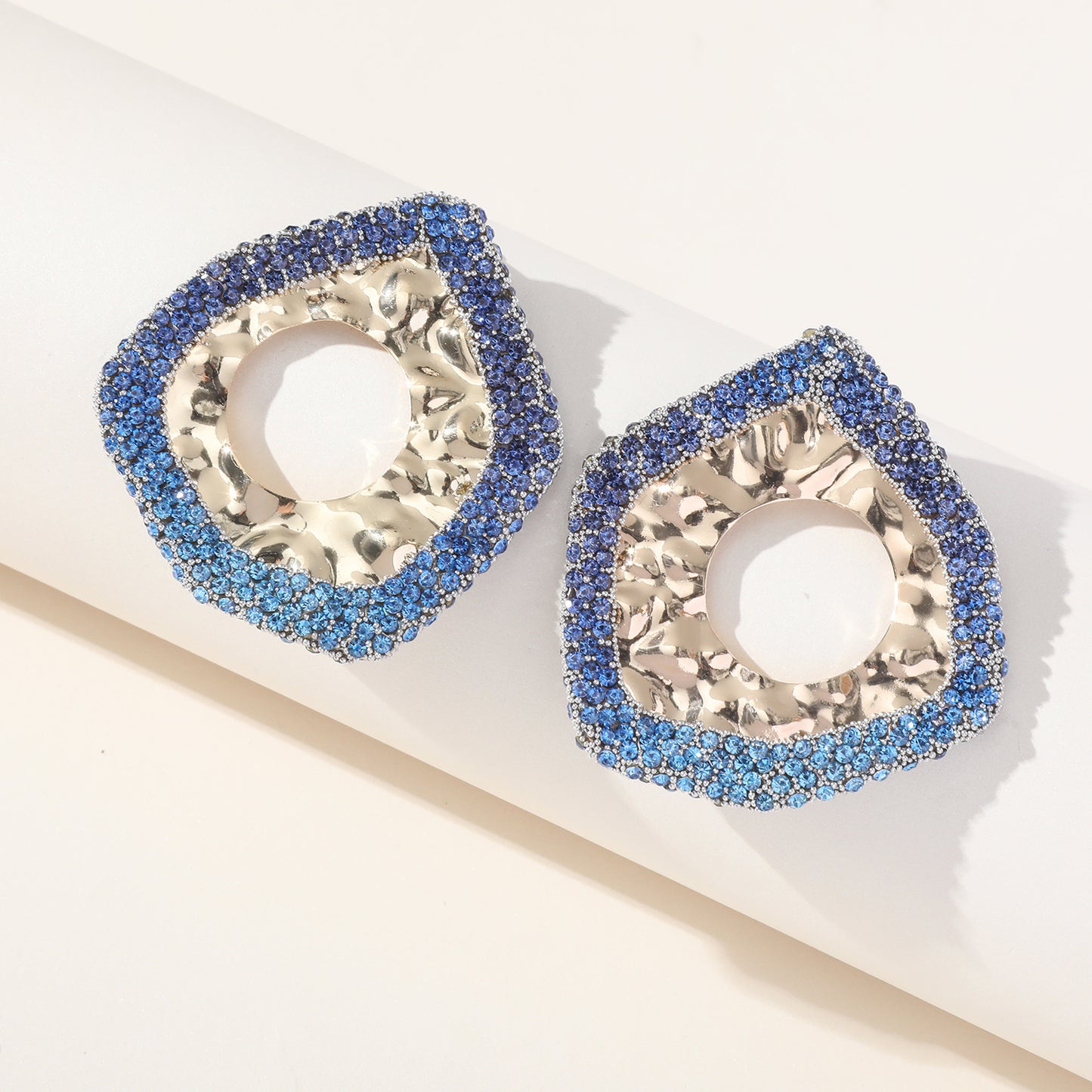 Color Gradient Sticky Rhinestone Design High-grade Earrings