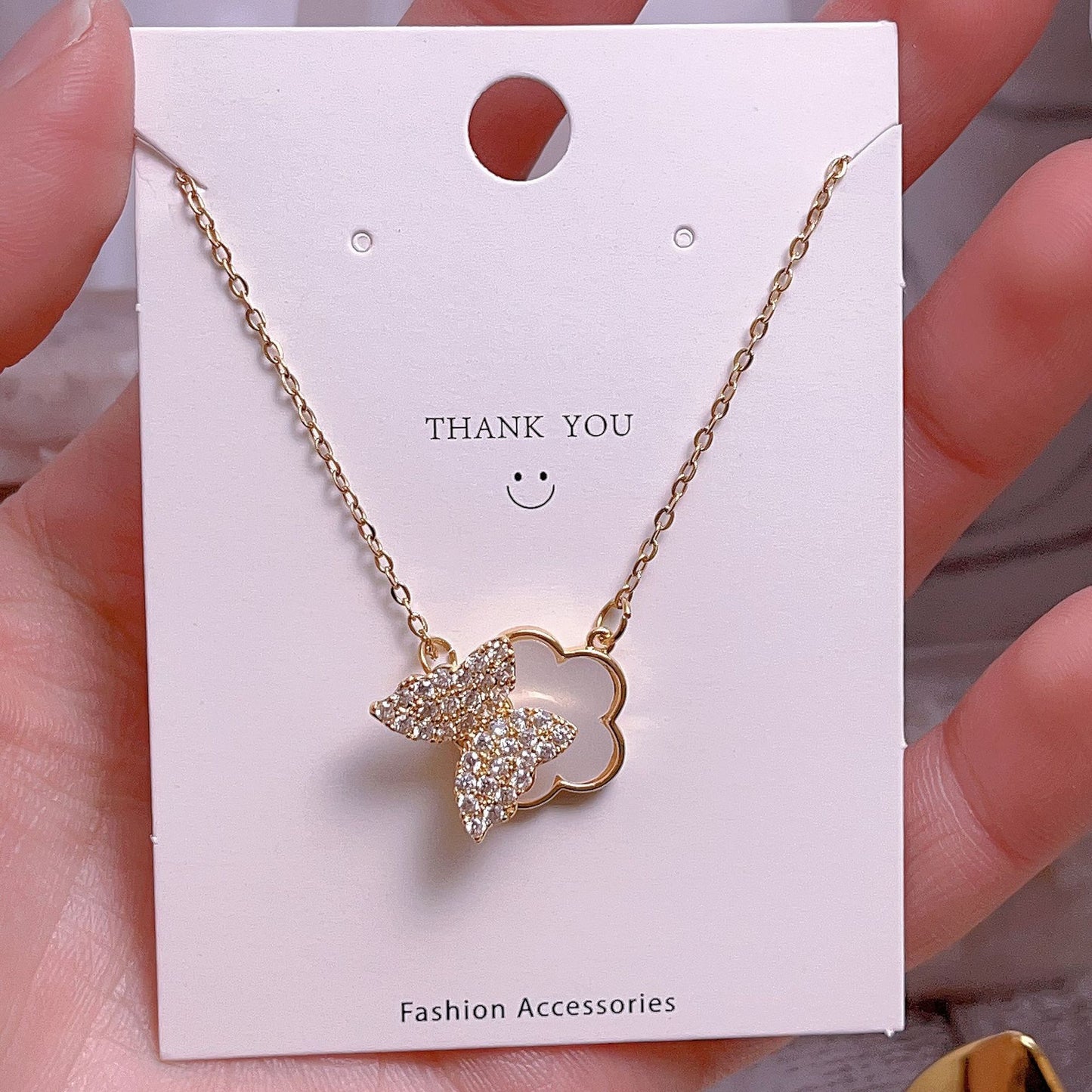 Women's Fashion Simple Love Design Light Luxury Necklace