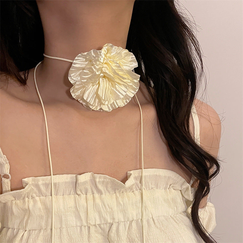 Style Black White Camellia Strap Neck Necklaces