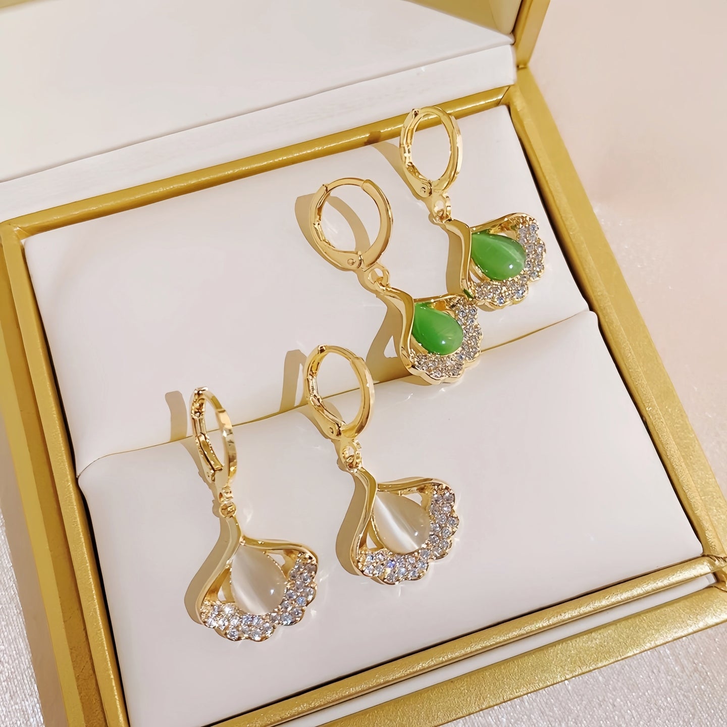 Female Temperamental Minority Design Sense Clip Light Ear Buckle