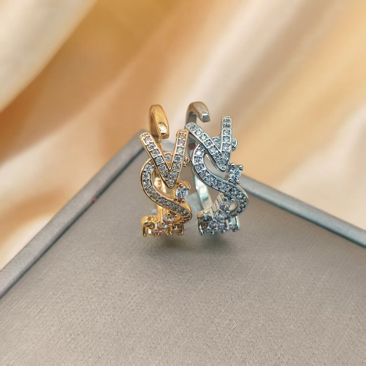 Fashion Design Sense Index Finger Temperament High Light Rings