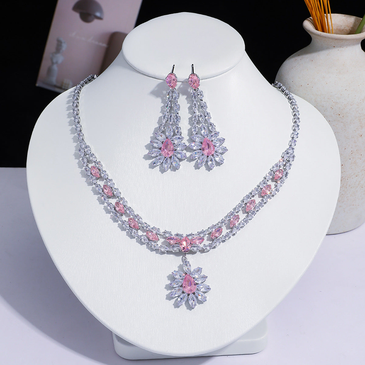 Fashion Trend Zircon Green Butterfly Tassel Necklace