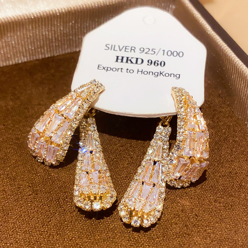 Women's Zircon Flower Light Luxury High-grade Temperament Fashion Earrings