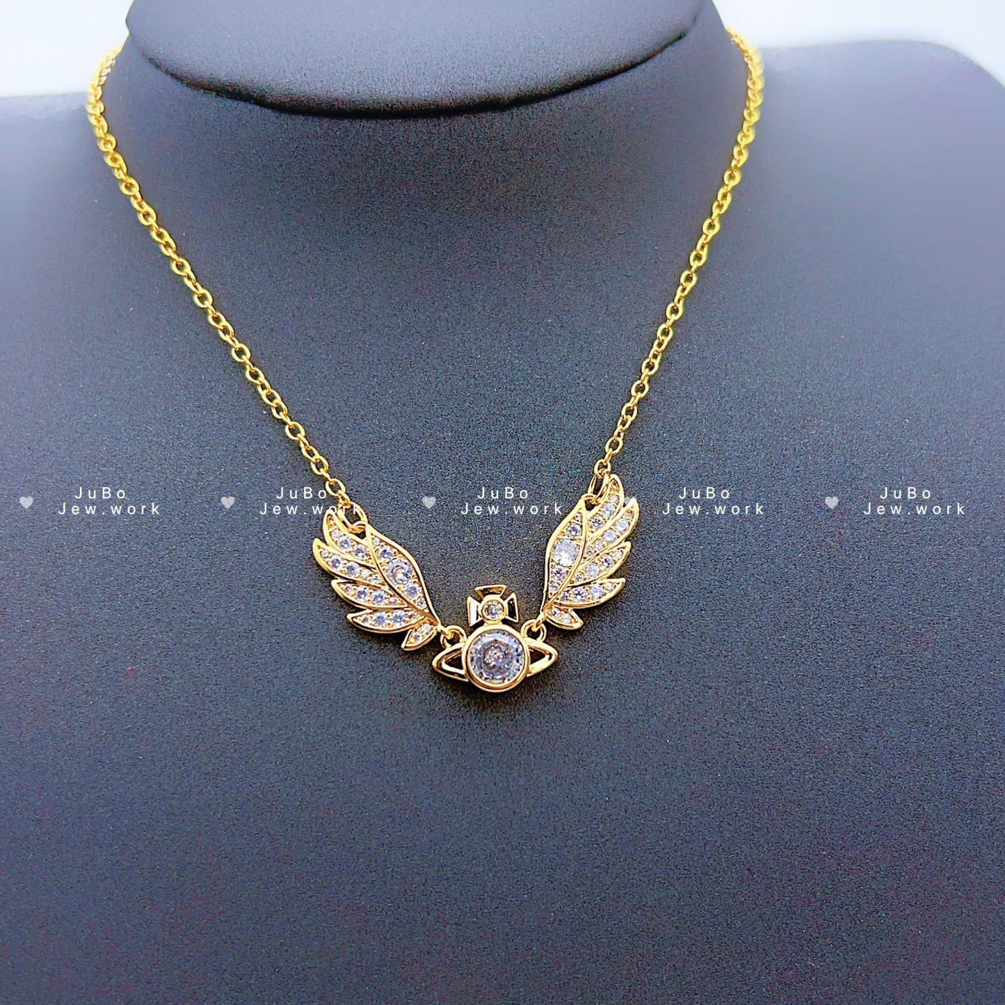 Women's Romantic Queen Mother Planet Three-dimensional Saturn Crystal Sweater Chain Necklaces