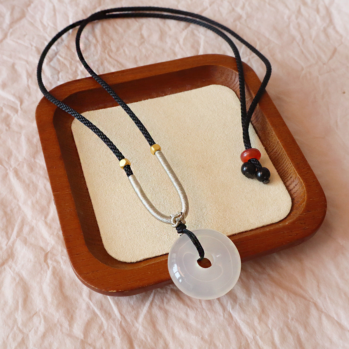 Natural Chalcedony Auspicious Cloud Jequirity Bean Butterfly Lotus Fashion Couple Necklace