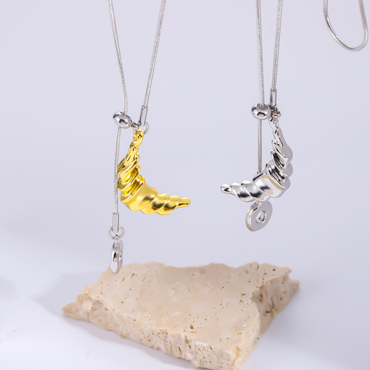Women's Style Niche Trend Sweater Chain Light Luxury Croissant Necklace