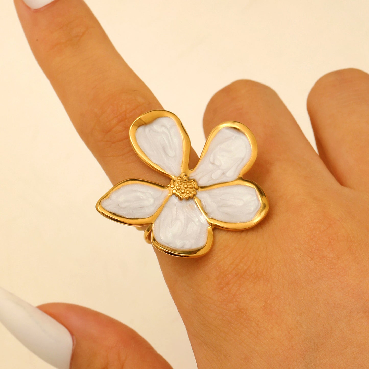 Steel Flower Leaf Female Exaggerated Personalized Hollow Ring