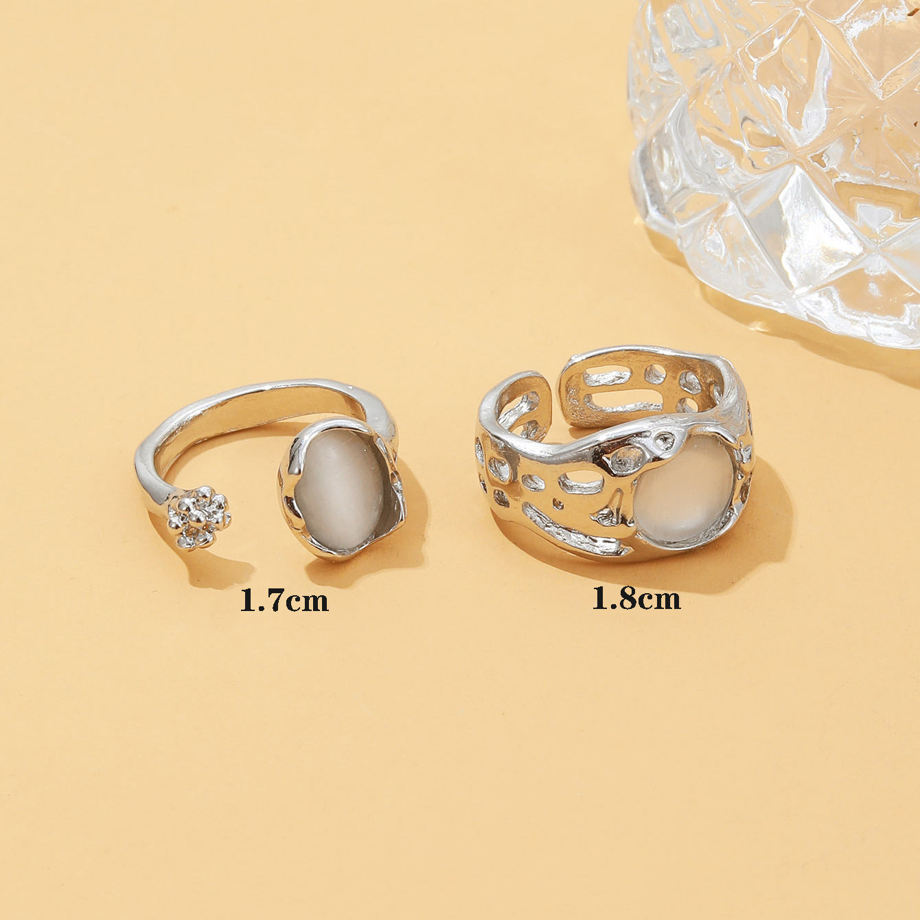 Moonlight Creative Adjustable Design Index Finger Stone Retro Rings