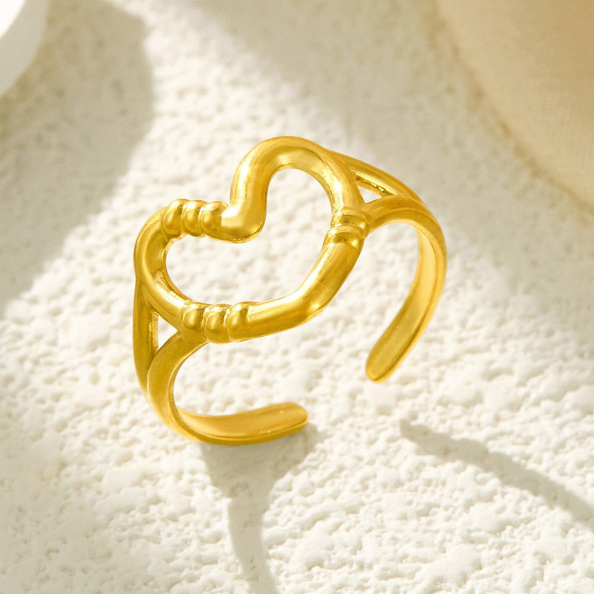 Stainless Steel Irregular Line Love Heart-shaped High-grade Ring