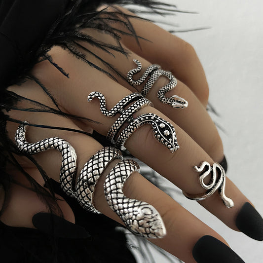 Men's Handsome Snake Pattern Punk Snake-shaped Animal Rings