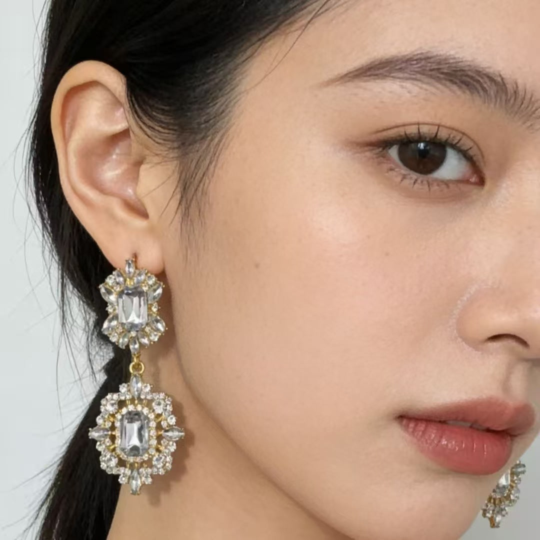 Women's Vintage Court Crystal Light Luxury High Sense Niche Earrings