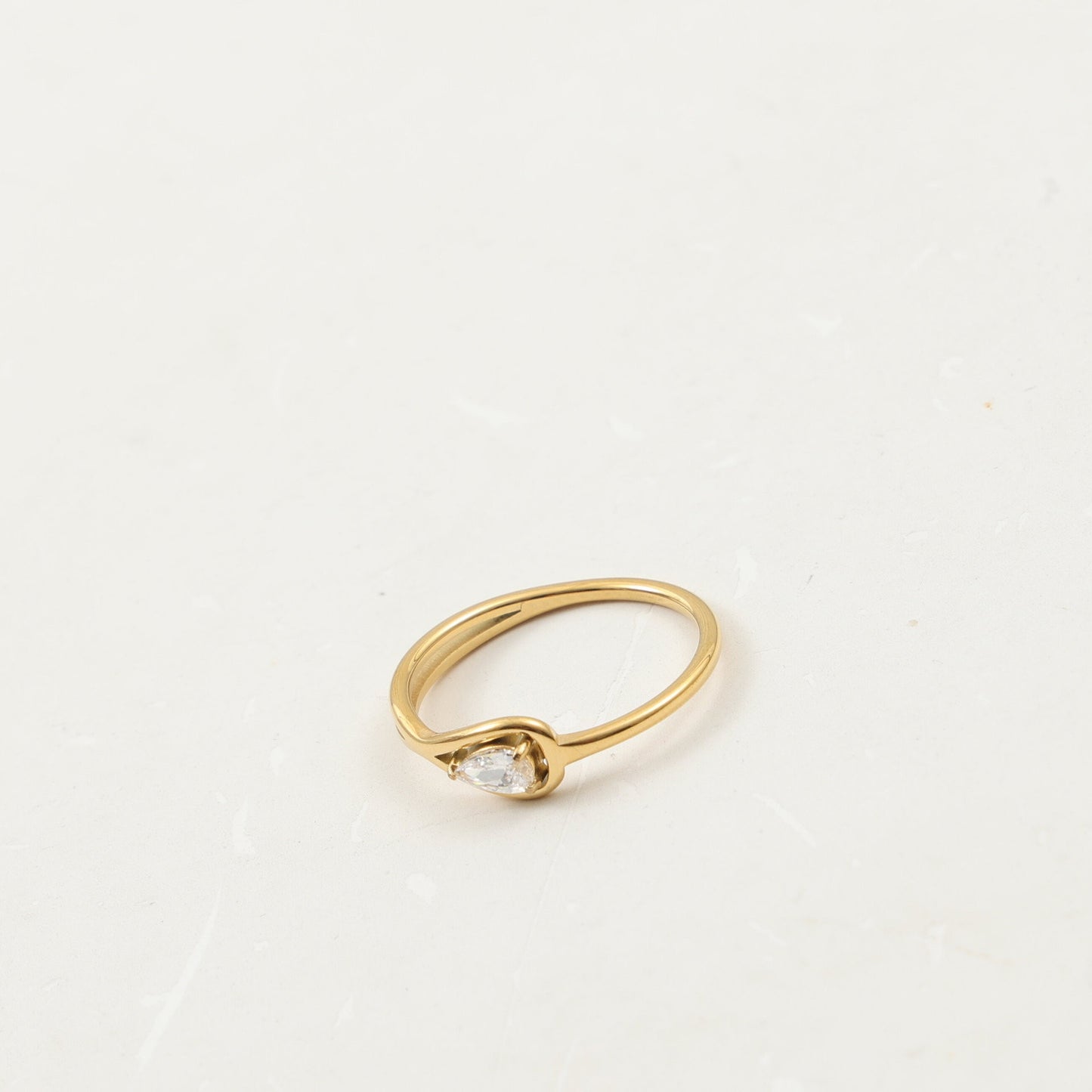 Fine Water Drop Zircon Titanium Steel Gold Ring