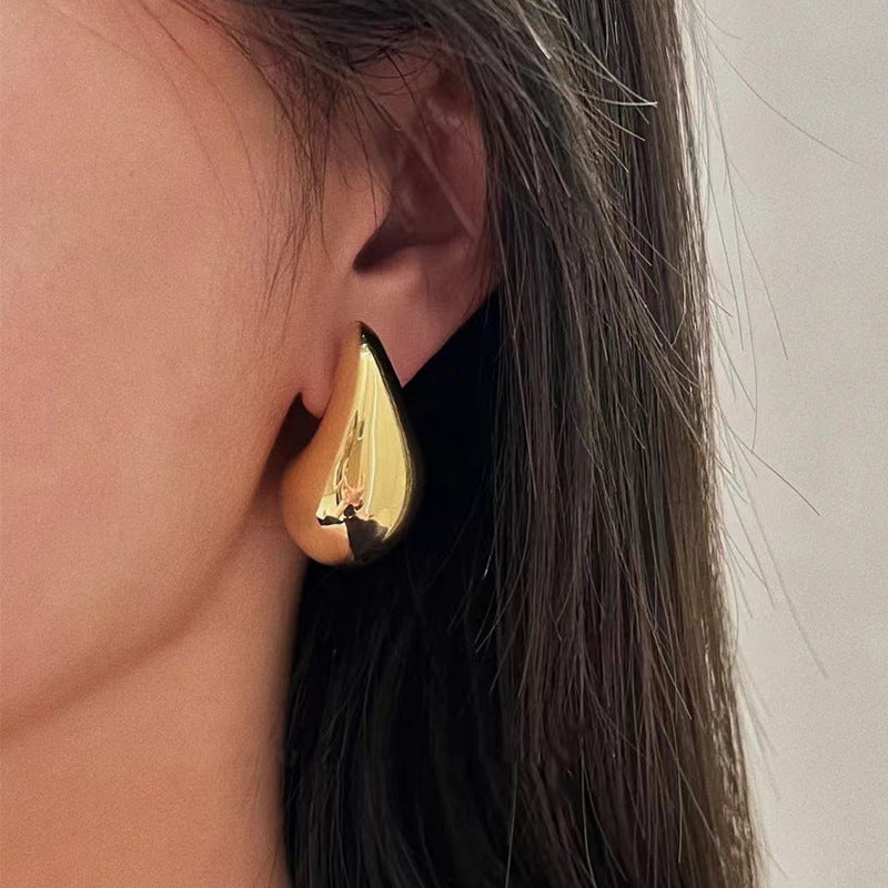 High Sense Water Drop Ear Cold Wind Little Earrings