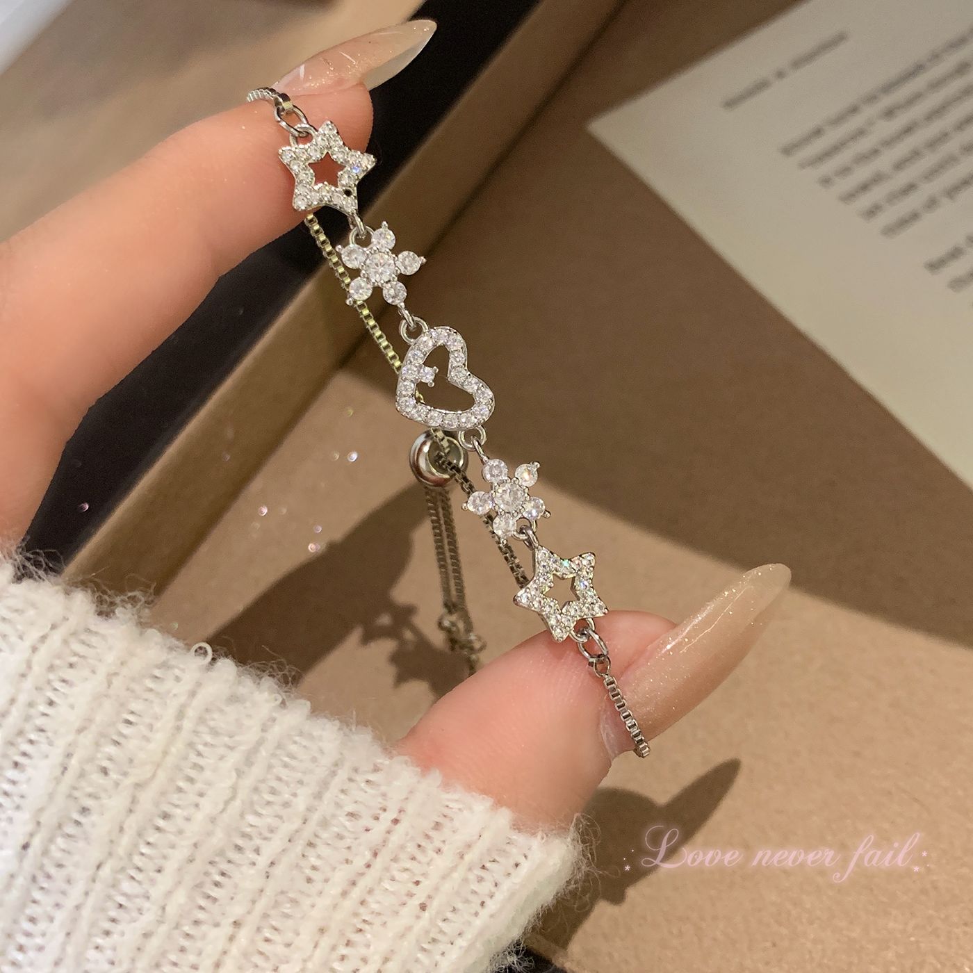 Women's Fully Jeweled Loving Heart Light Luxury High-grade Versatile Niche Bracelet