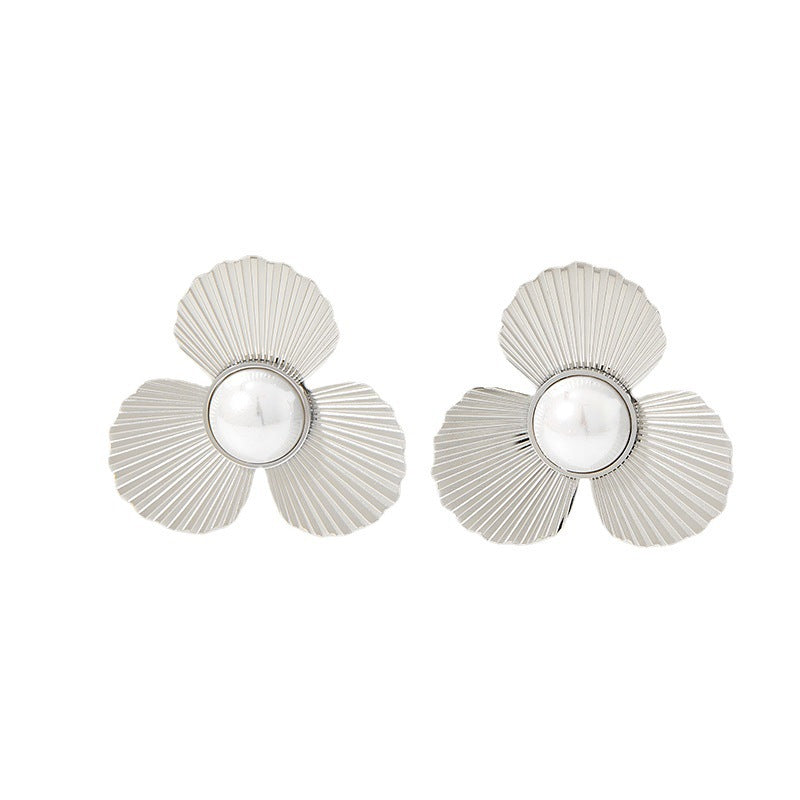 Petal French Oval Pearl Scallop Vacation Earrings