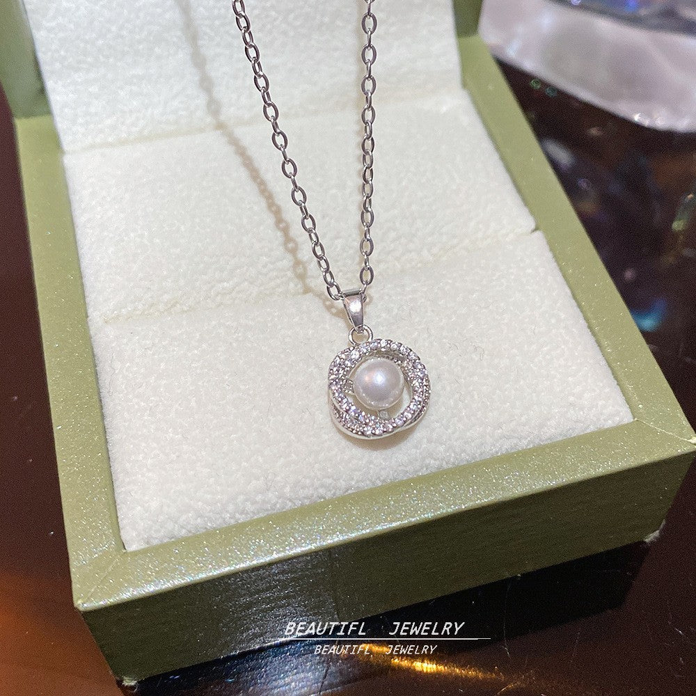 Women's Minority Simple Fashionable Elegant Zircon Clavicle Chain Titanium Steel Accessory Necklace