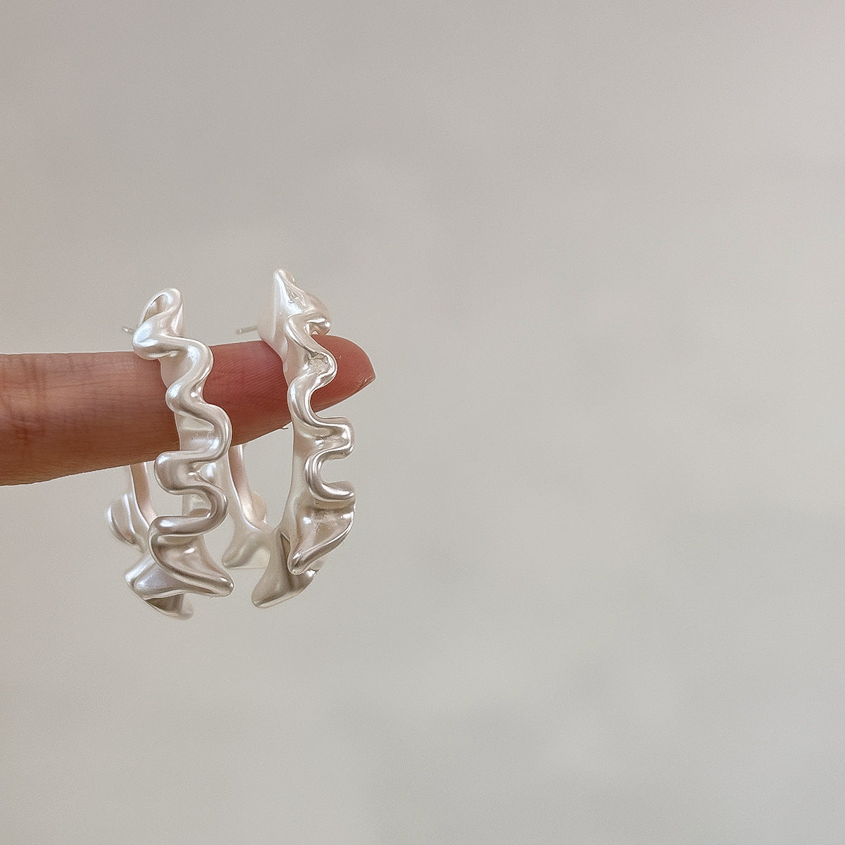 Women's High Sense Frosty Style Compact Temperamental Simple Fashion Irregular Stud Earrings