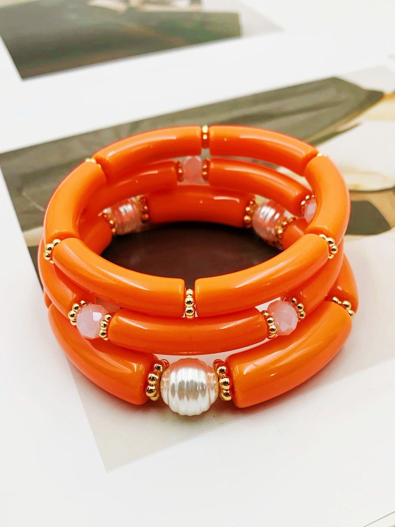 Fashion Simple Acrylic Beaded Ladies Elbow Bracelets