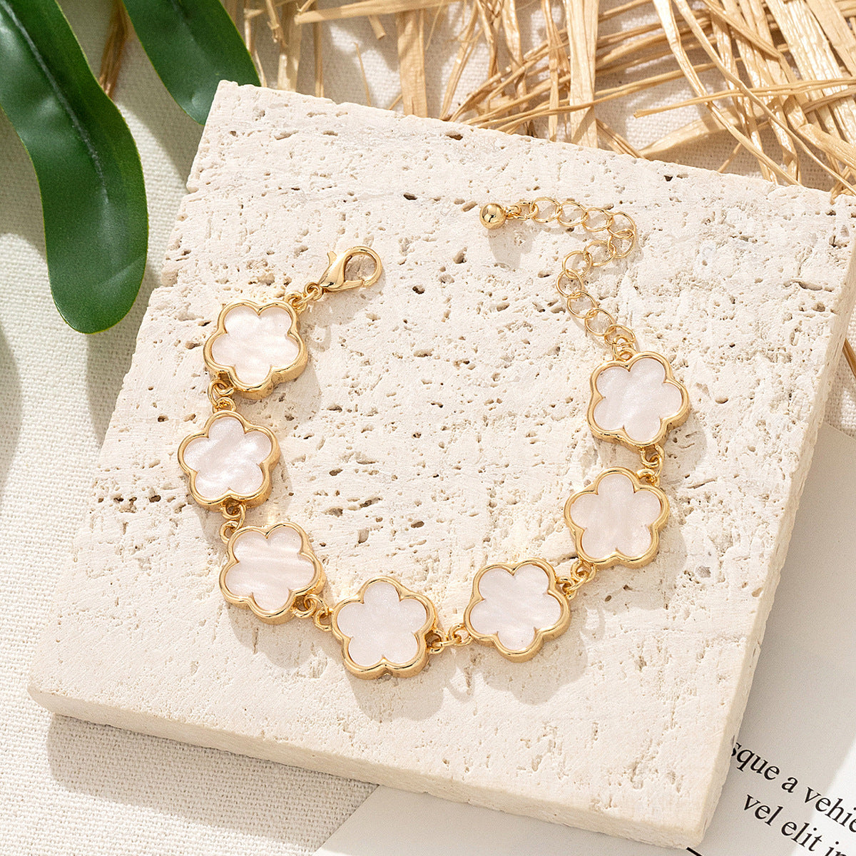 Fashion Elegant Lucky Five Petal Flower Female Bracelet