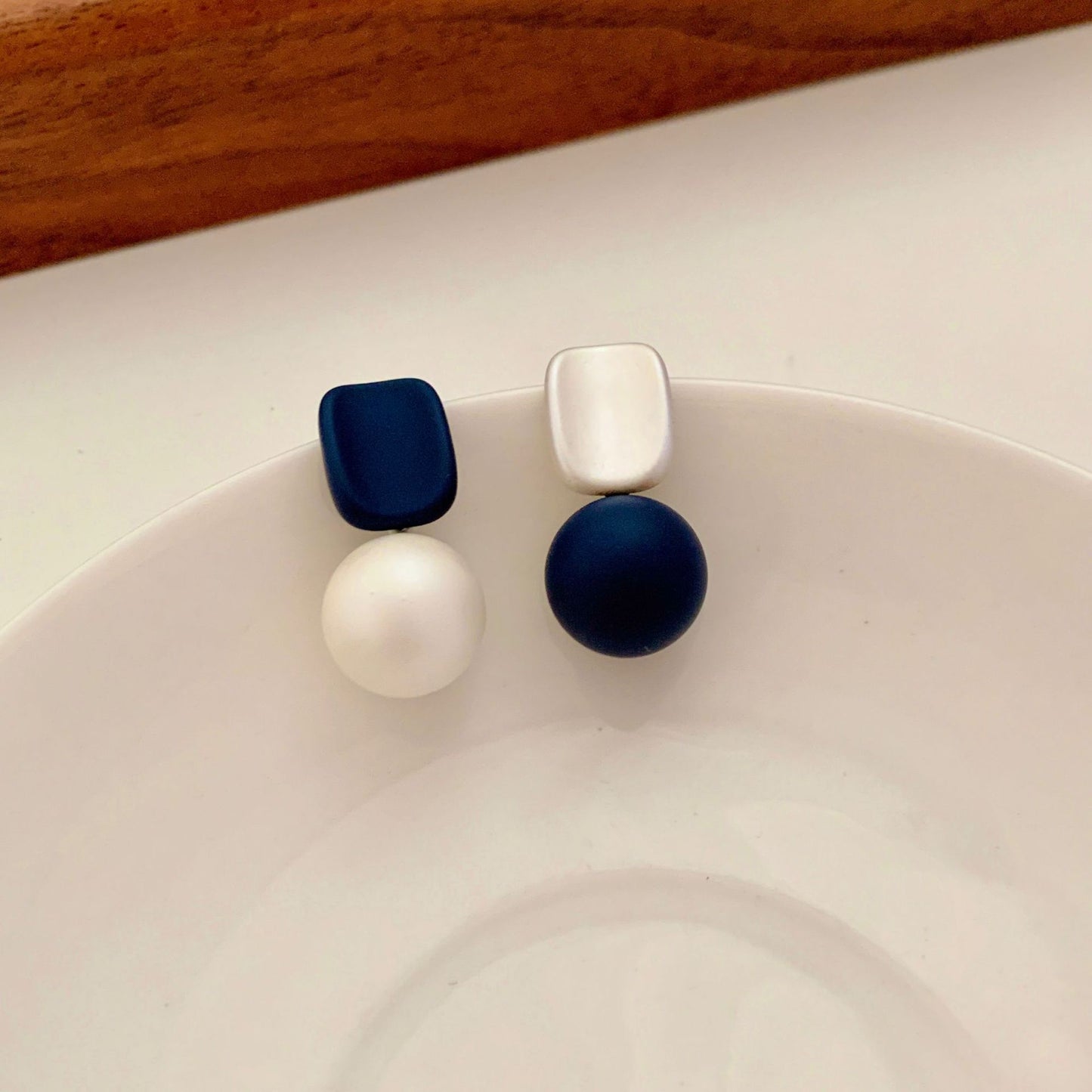 Blue Sier Pin Contrast Color French Entry Rings