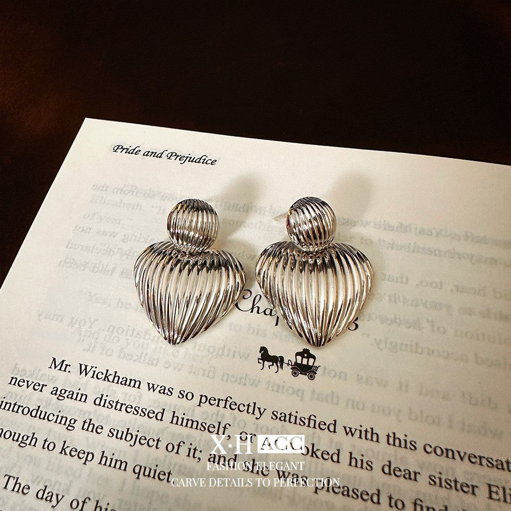 Fashionable Metal Texture Light Luxury Simple Earrings