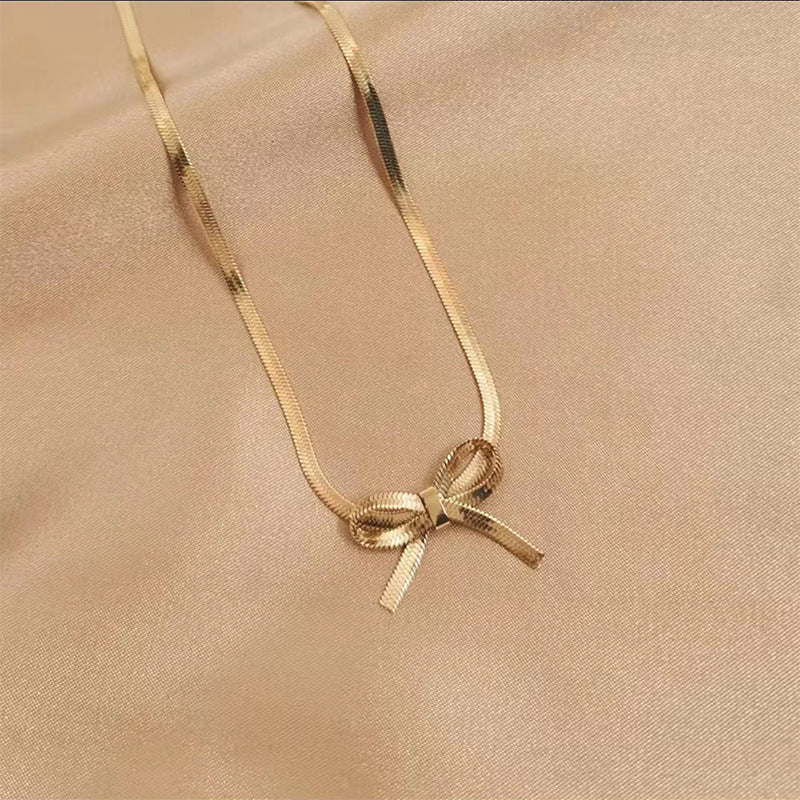 Women's Summer Diamond Titanium Steel For Light Luxury Clavicle Chain Necklaces