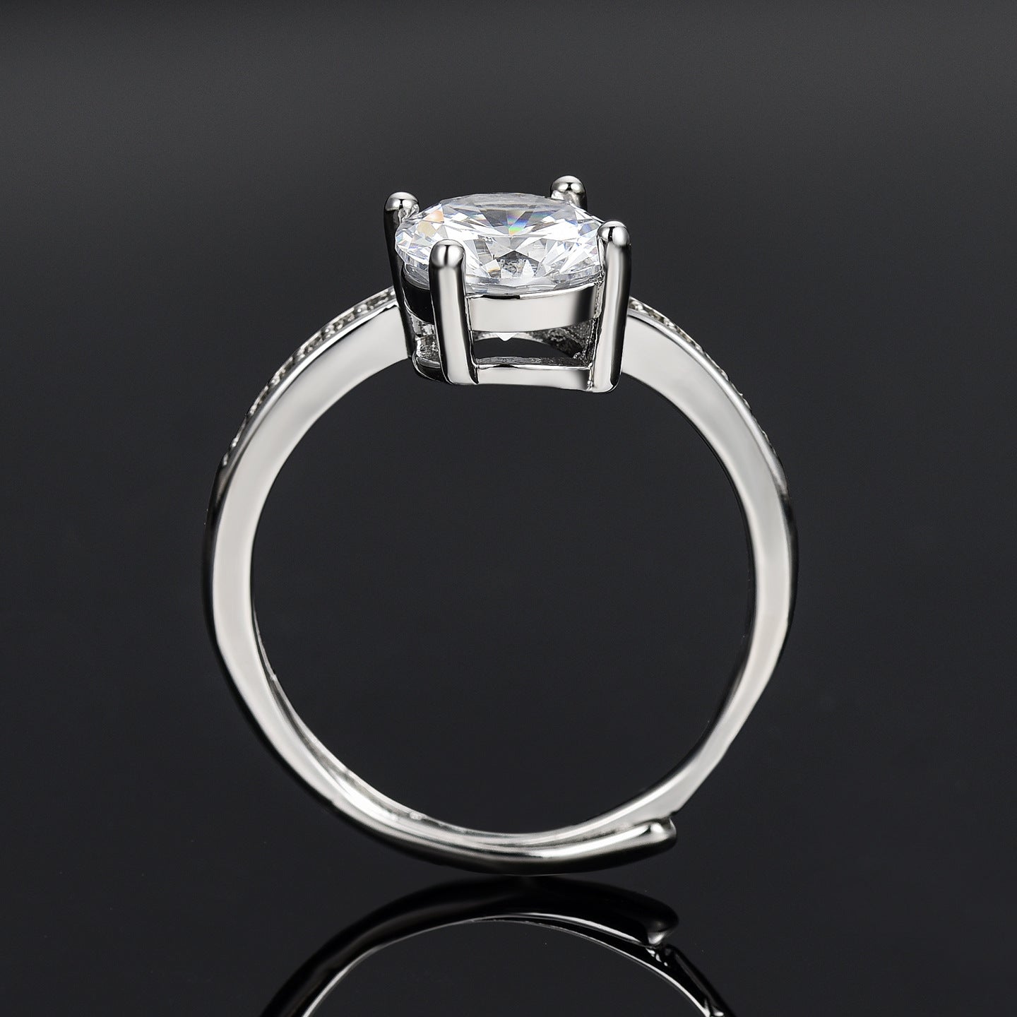 Women's Hearts Arrows Zircon 2 Karat Classic Ring