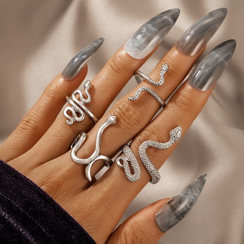 Women's Personalized Retro Snake Animal Variety Of Rings