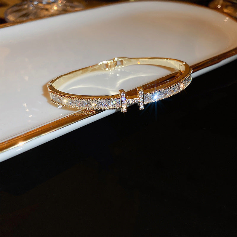 Geometric Light Luxury Minority Design Sense Bracelets