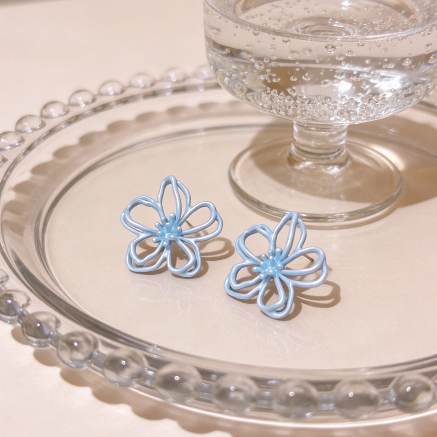 Middle Ancient Niche Retro Design Bow High Sense Earrings
