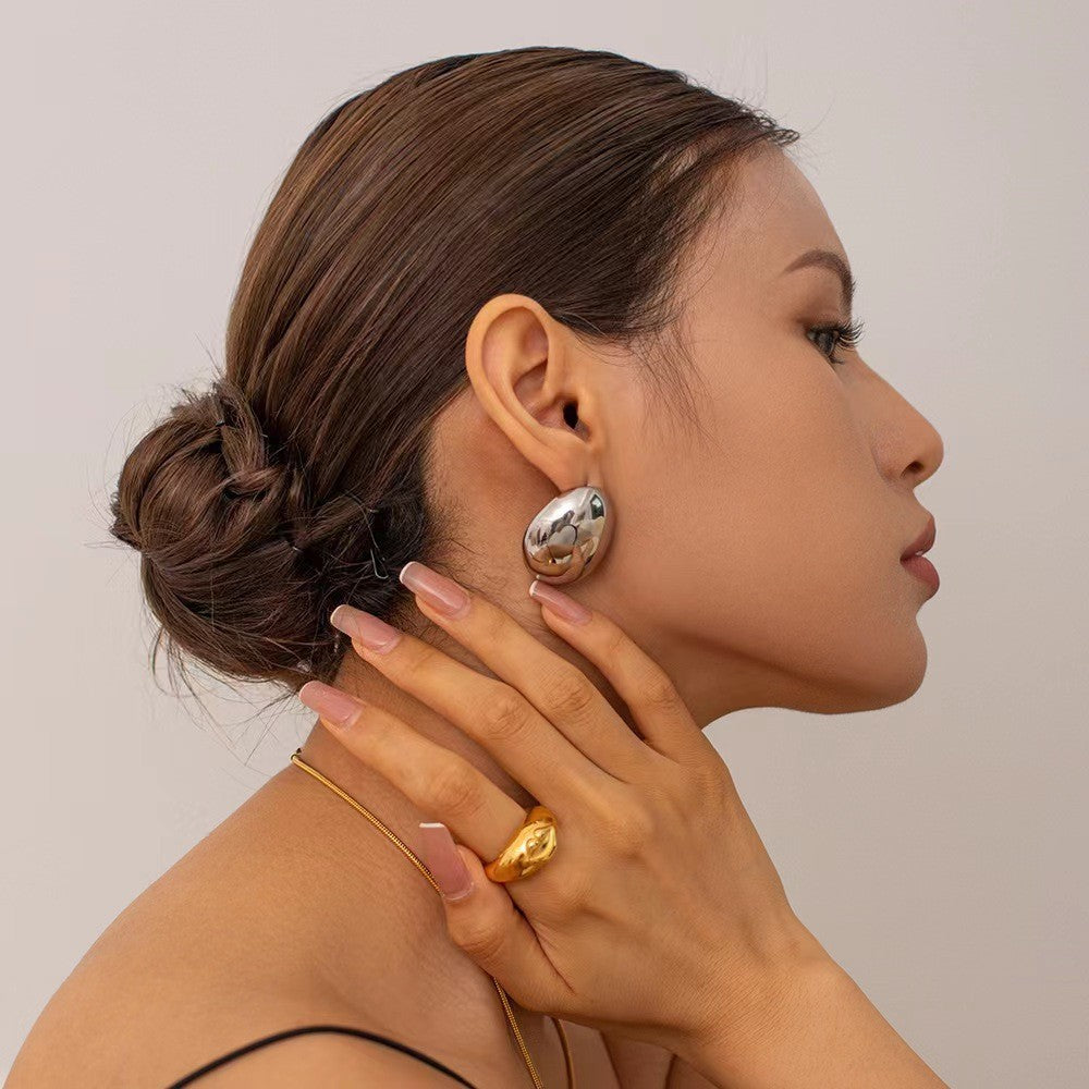 Plated Real Gold Exaggerated Light Luxury Female Niche Design Stud Earrings