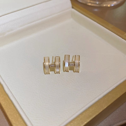 Women's High-grade Alphabet Letter Niche Design Light Earrings