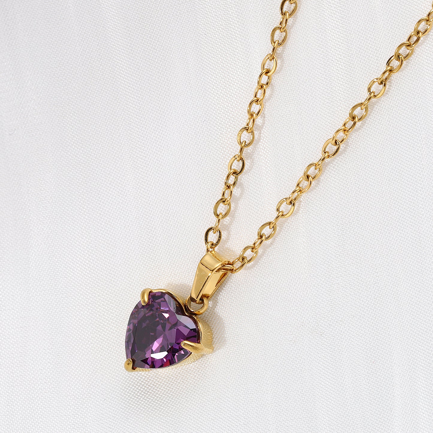 Women's Loving Heart Zircon Simple Heart-shaped Stainless Steel Clavicle Necklaces