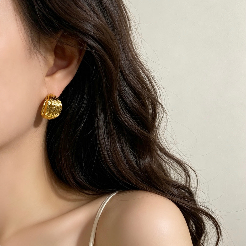 Women's Cold Wind Pleated Texture Niche Shaped High-grade Stud Earrings