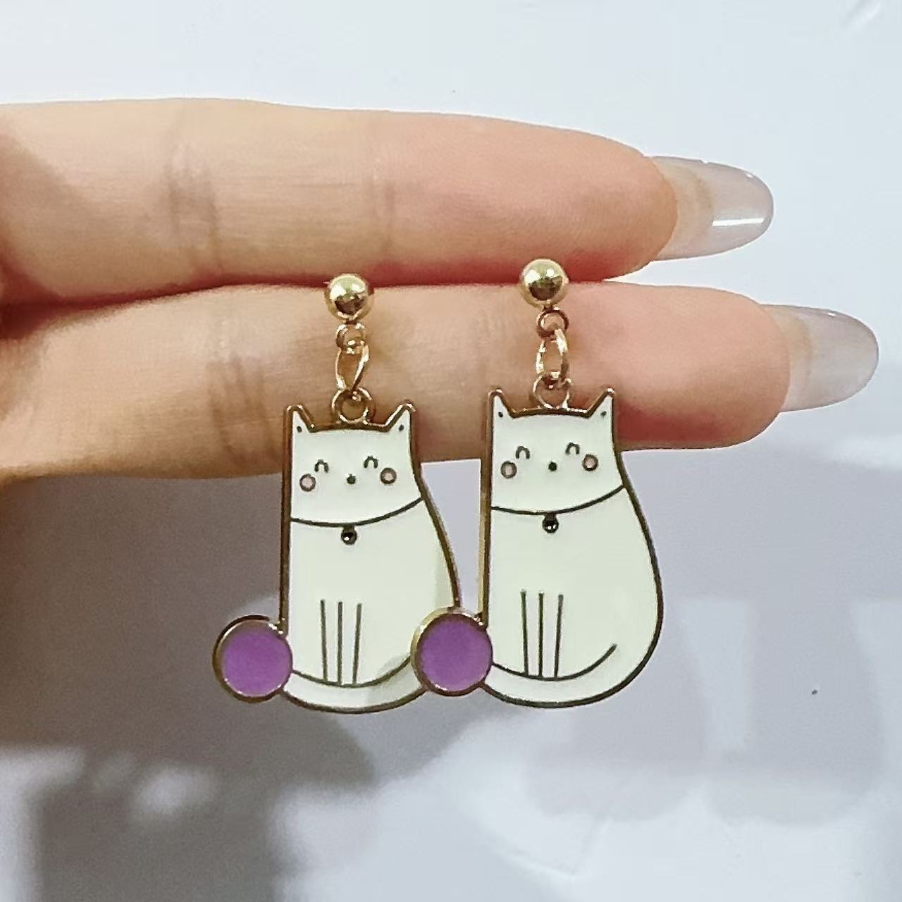 Needle Asymmetric Ya Fried Egg Donut Unicorn Earrings