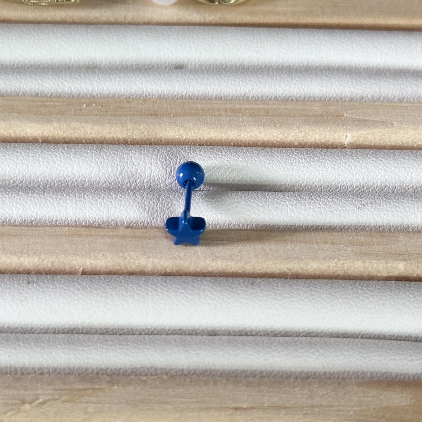 Simple White Versatile Ear Bone Thick Earrings