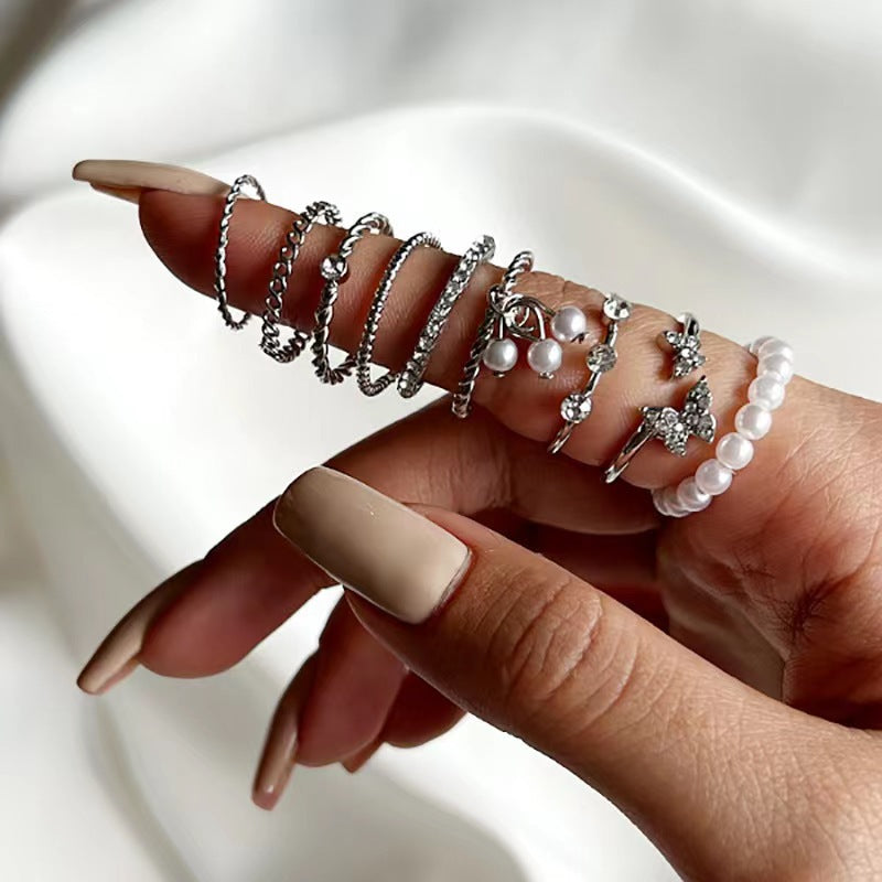 Women's Knuckle Suit Sets Love Heart-shaped Design Rings