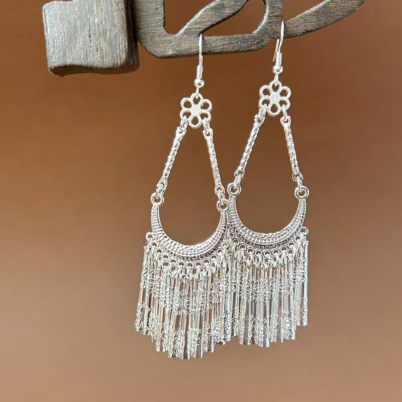 Sier Ethnic Style Peacock Retro Ear Hook Vintage Scenic Spot Earrings