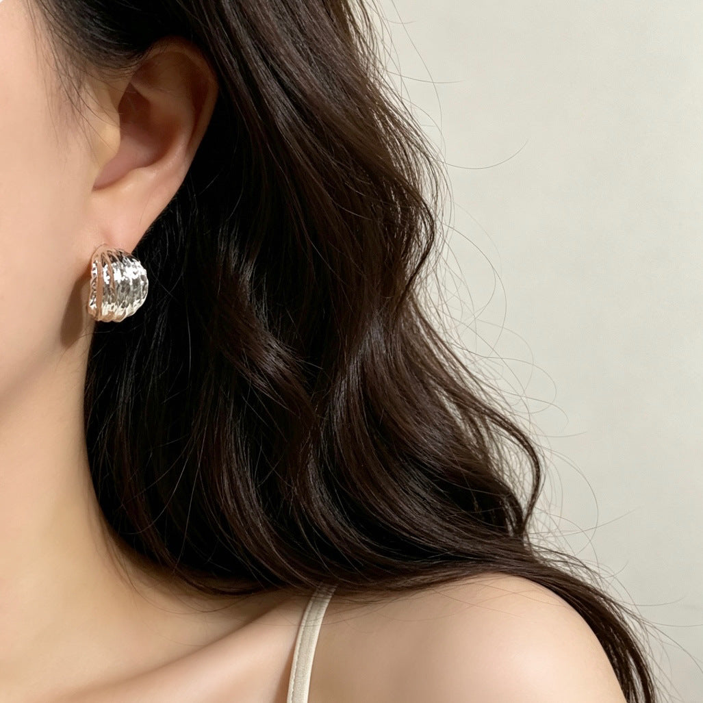 Women's Cold Wind Pleated Texture Niche Shaped High-grade Stud Earrings