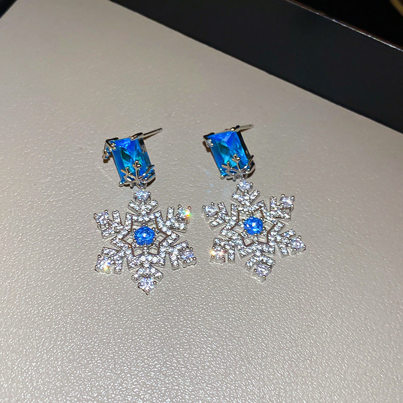 Korean Style White Zircon High-grade Simple Personalized Design Sense Earrings