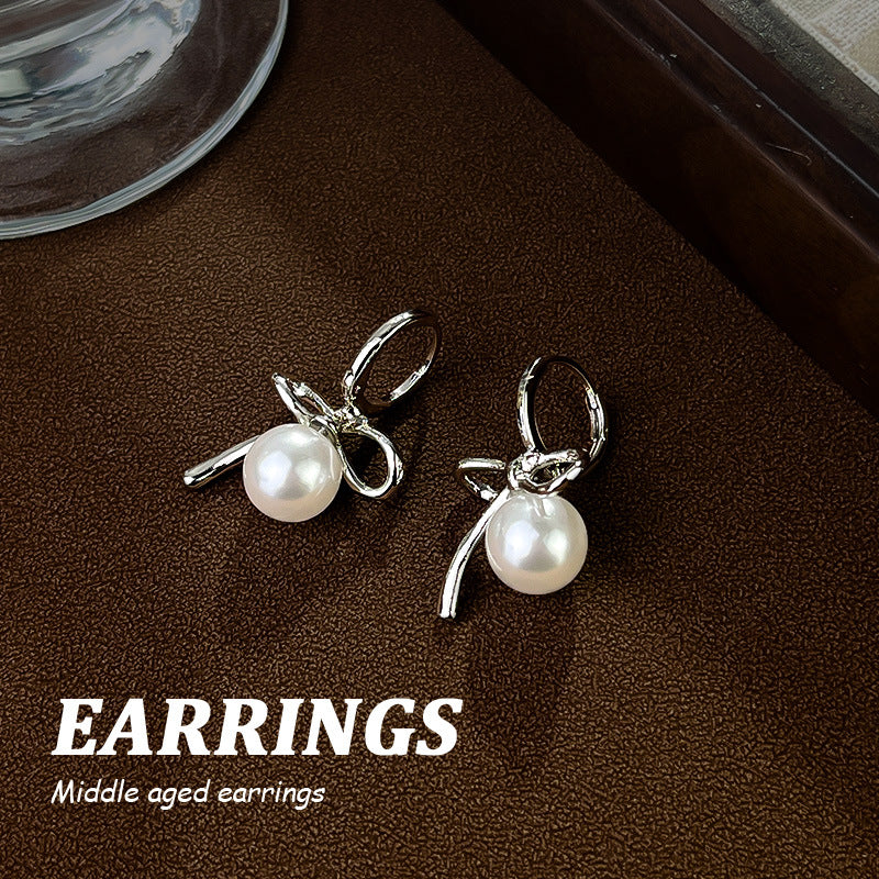 High-grade Bow Pearl Ear Clip Simple Rings