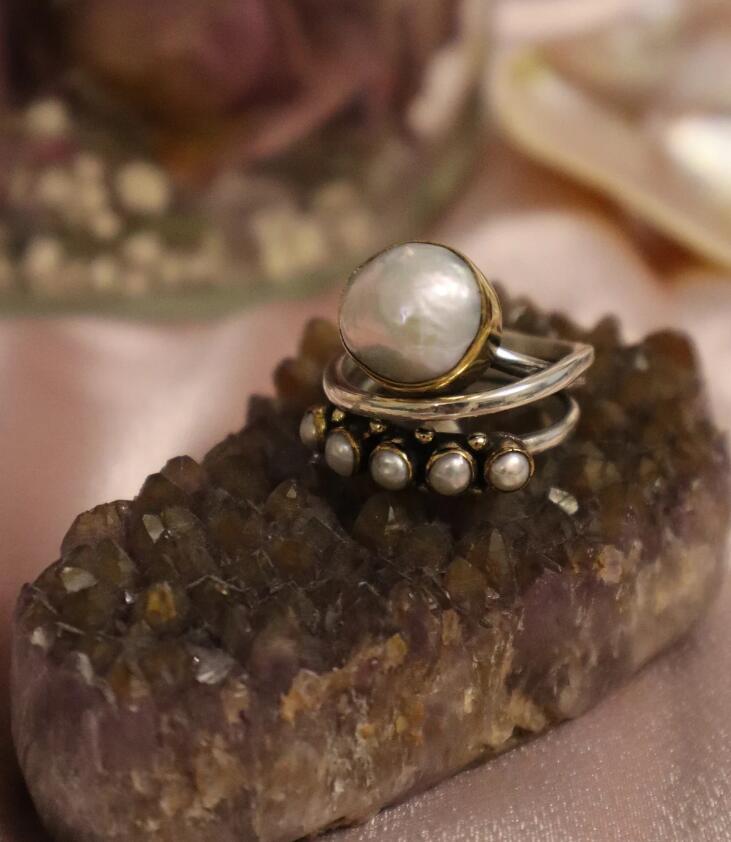 Retro Creative Big Open-end Pearl Fashion Rings