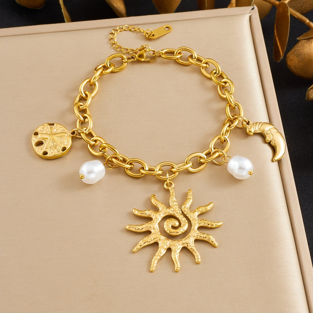 Stainless Steel Exaggerated Design Love Heart Flowers Gold-plated Pendants